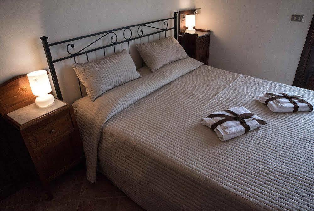 Castello Hotel Valguarnera Caropepe ภายนอก รูปภาพ